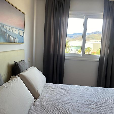 Melo Home Vecindario-Near Airport-Elevator-Garage Sardina Zewnętrze zdjęcie